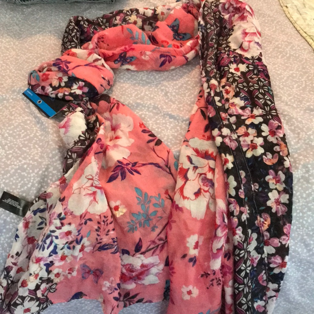 Ladies new oblong scarf